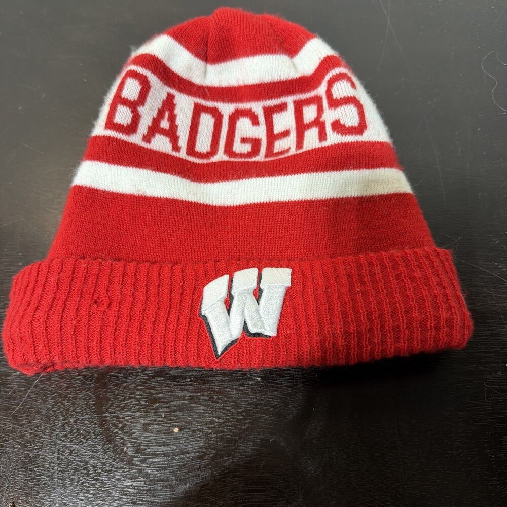 Wisconsin Badgers Winter Hat Beanie Red White New Era Stocking Cap Embroidered